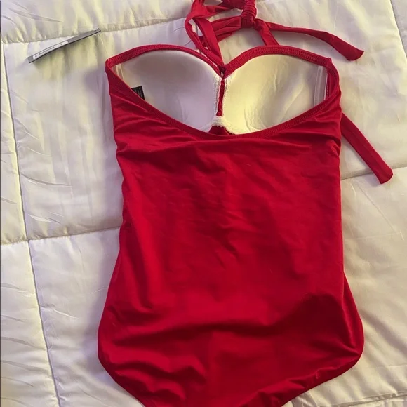 Stylish Red One Piece Swimsuit - Picture 3 of 4